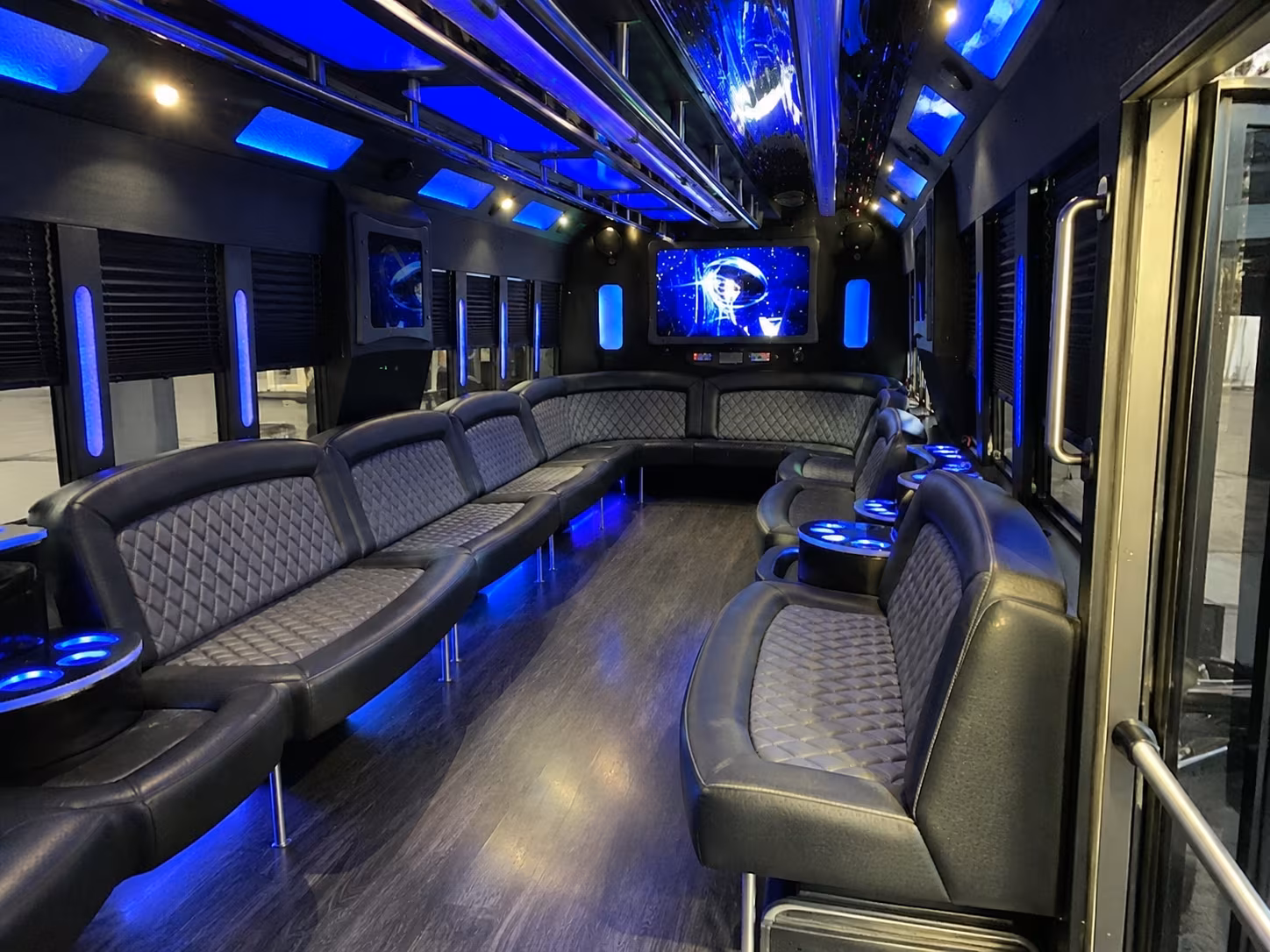 party buses for golden nugget lake charles concert events